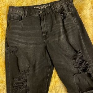AE Mom Jean